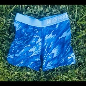 NWOT Nike sliming pro cool training shorts sz S